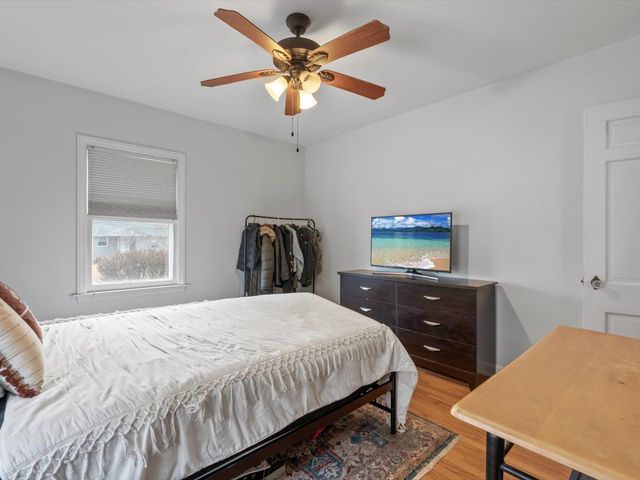 2334 Elm Street, Davenport, IA 52803