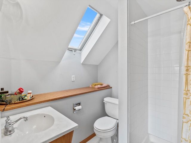 2334 Elm Street, Davenport, IA 52803