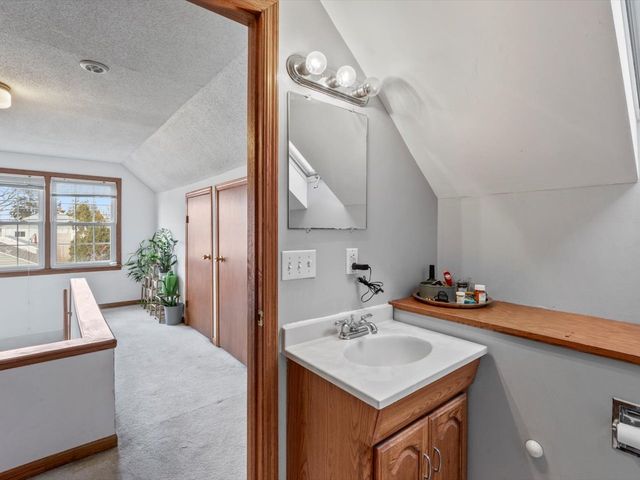 2334 Elm Street, Davenport, IA 52803