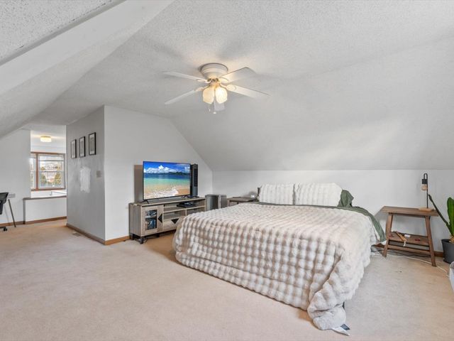 2334 Elm Street, Davenport, IA 52803