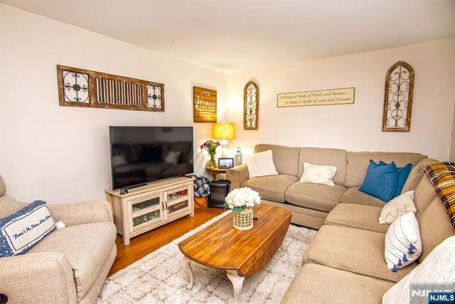 125 Virginia Avenue, Dumont, NJ 07628