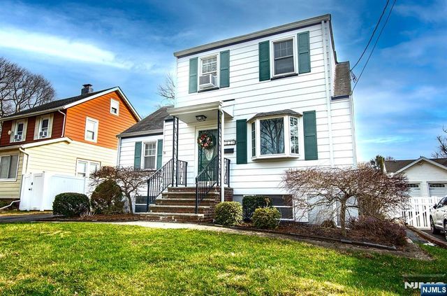 125 Virginia Avenue, Dumont, NJ 07628