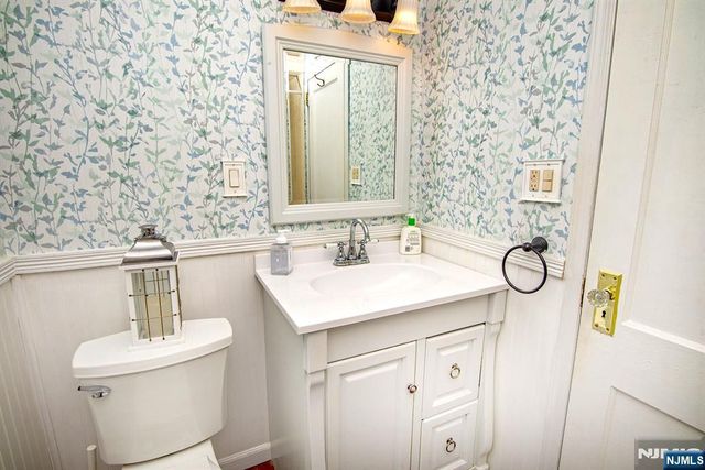 125 Virginia Avenue, Dumont, NJ 07628