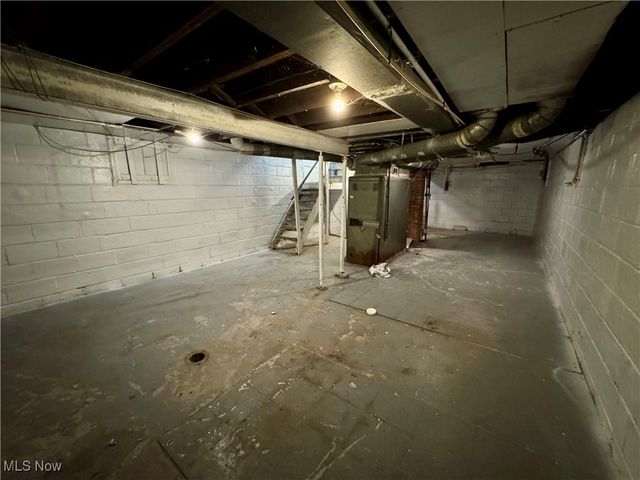 1611 Pennsylvania Avenue, Steubenville, OH 43952