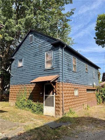 1611 Pennsylvania Avenue, Steubenville, OH 43952