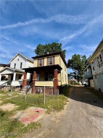 1611 Pennsylvania Avenue, Steubenville, OH 43952