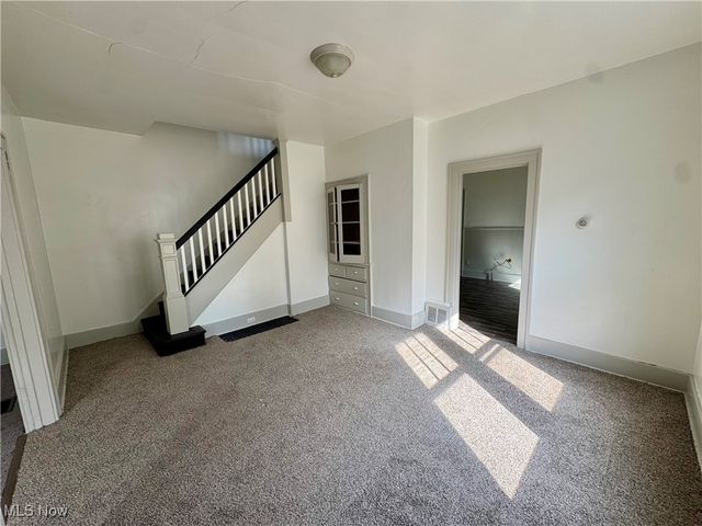 1611 Pennsylvania Avenue, Steubenville, OH 43952