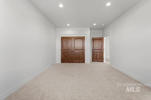 115 S Steel Farm, Eagle, ID 83616