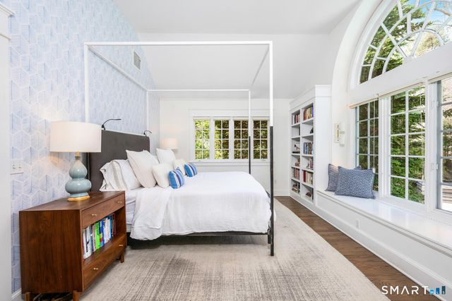 89 Raymond Street, Darien, CT 06820