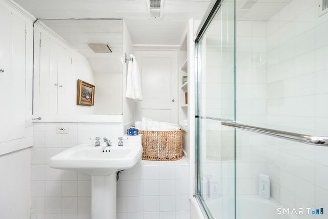 89 Raymond Street, Darien, CT 06820