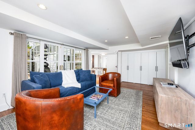 89 Raymond Street, Darien, CT 06820