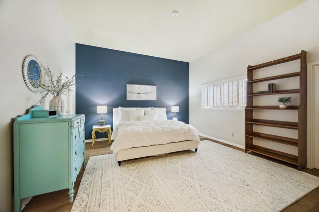 2832 Bellefontaine Street, Houston, TX 77025