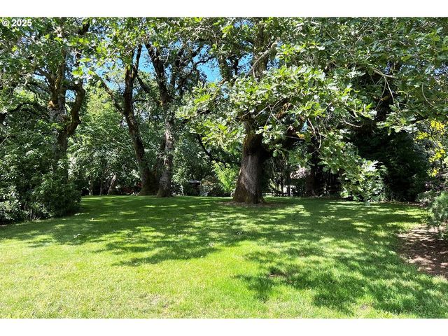 17236 Nw LUCY REEDER Rd, Portland, OR 97231