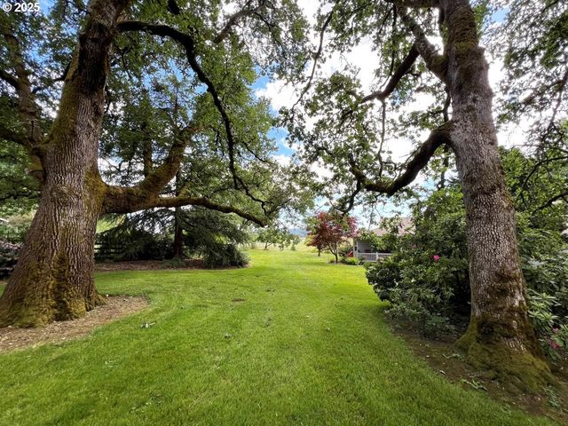 17236 Nw LUCY REEDER Rd, Portland, OR 97231