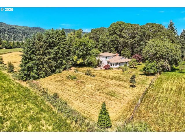 17236 Nw LUCY REEDER Rd, Portland, OR 97231