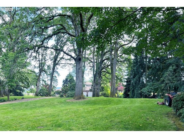 17236 Nw LUCY REEDER Rd, Portland, OR 97231