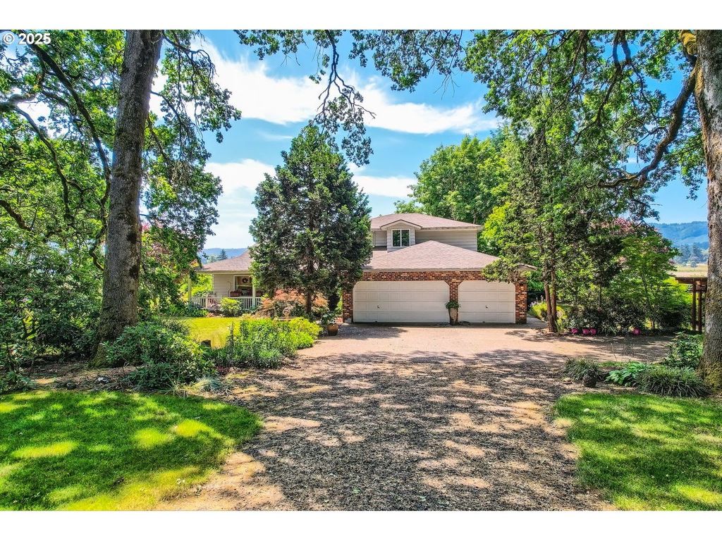 17236 Nw LUCY REEDER Rd, Portland, OR 97231