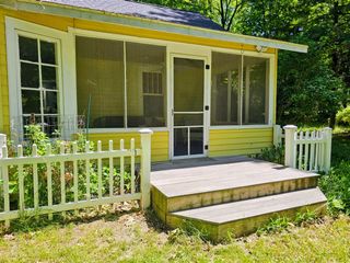 7125 Maple Avenue, South Haven, MI 49090