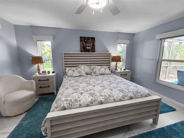 1401 GEORGETOWNE DRIVE, Sarasota, FL 34232