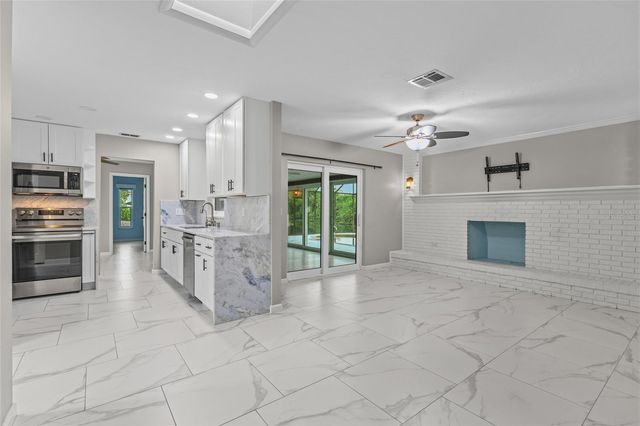 1401 GEORGETOWNE DRIVE, Sarasota, FL 34232