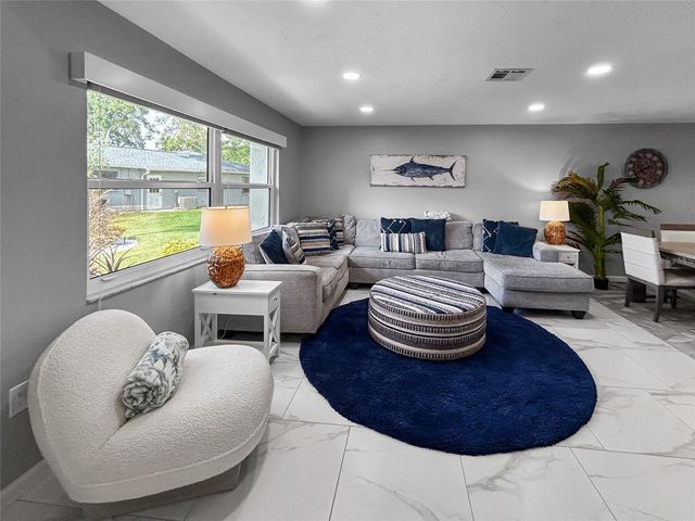1401 GEORGETOWNE DRIVE, Sarasota, FL 34232