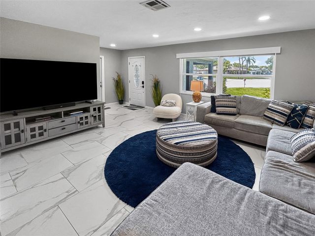 1401 GEORGETOWNE DRIVE, Sarasota, FL 34232