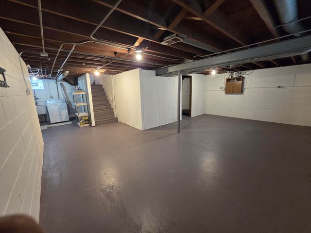 7625 White Oak Avenue, Hammond, IN 46324