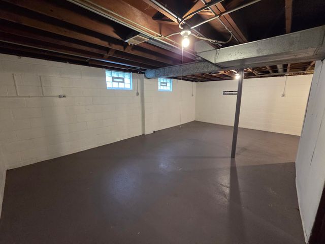 7625 White Oak Avenue, Hammond, IN 46324