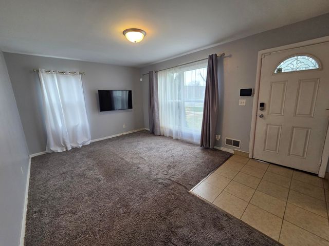 7625 White Oak Avenue, Hammond, IN 46324