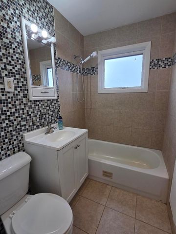 7625 White Oak Avenue, Hammond, IN 46324