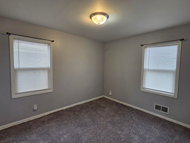 7625 White Oak Avenue, Hammond, IN 46324