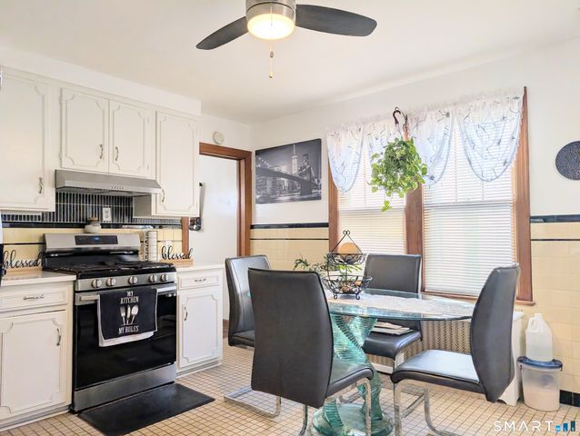 50 Union Street, Shelton, CT 06484