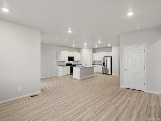 17598 E 90th Pl, Commerce City, CO 80022