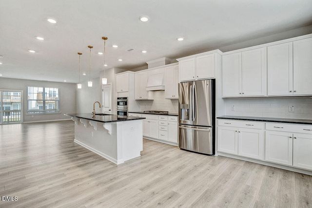 2804 Austin Fls Station, Apex, NC 27502