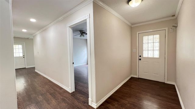 8211 Findlay Street, Houston, TX 77017