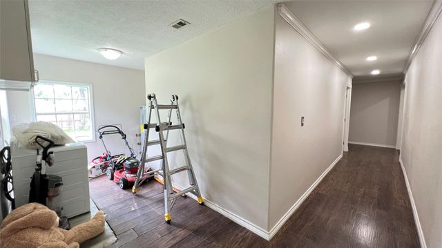 8211 Findlay Street, Houston, TX 77017
