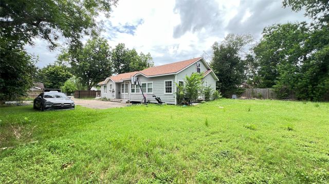 8211 Findlay Street, Houston, TX 77017