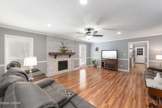 359 Old Bells Rd, Jackson, TN 38305