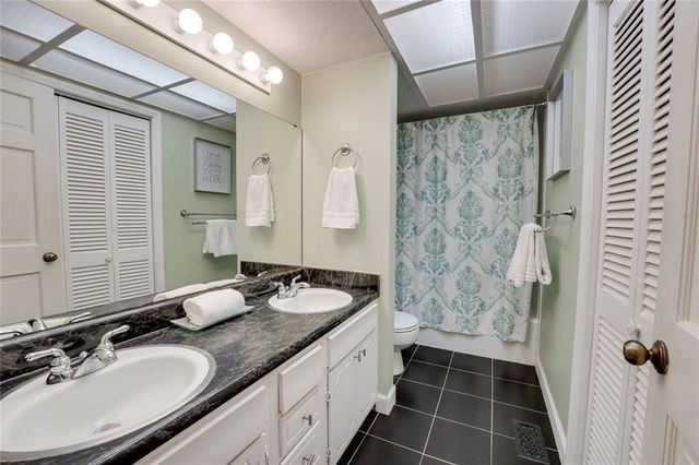 1290 Oakhaven Drive, Roswell, GA 30075