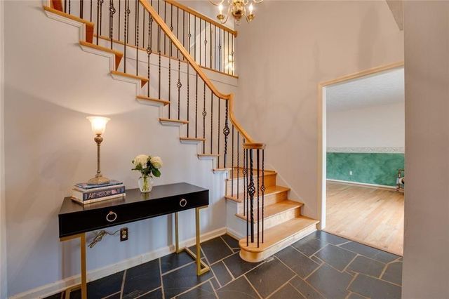 1290 Oakhaven Drive, Roswell, GA 30075