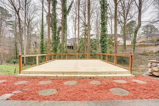 1290 Oakhaven Drive, Roswell, GA 30075