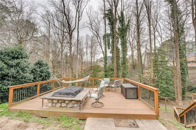 1290 Oakhaven Drive, Roswell, GA 30075