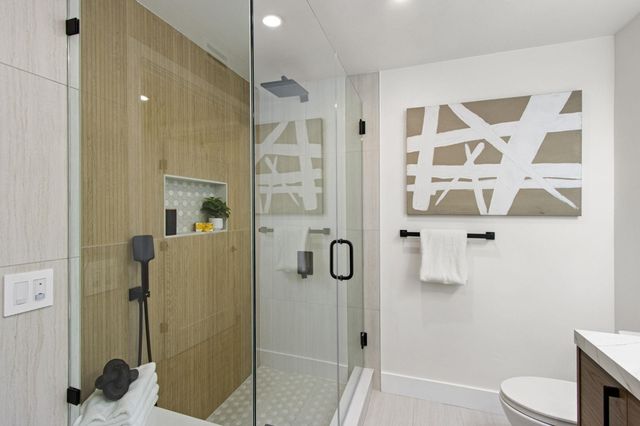 2772 Tice Creek Dr 4, Walnut Creek, CA 94595