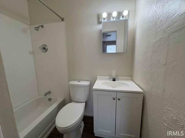 613 615 N Fulton Avenue, Evansville, IN 47710
