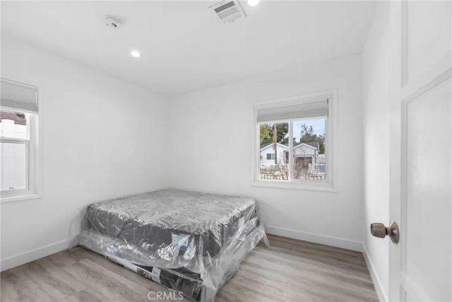 18015 Collins, Encino, CA 91316