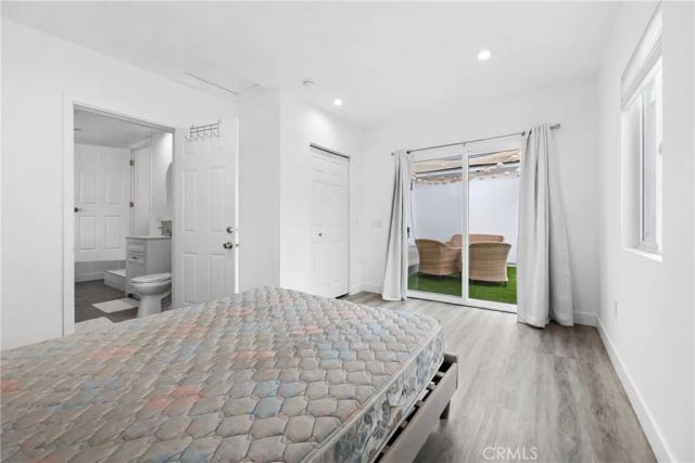 18015 Collins, Encino, CA 91316