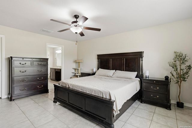 866 SEA WILLOW DR, Marion, TX 78124