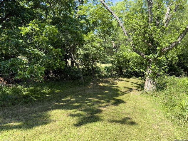 866 SEA WILLOW DR, Marion, TX 78124