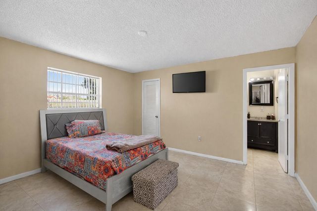 1827 Pinehurst Drive, West Palm Beach, FL 33407