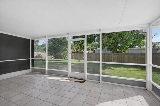 1827 Pinehurst Drive, West Palm Beach, FL 33407